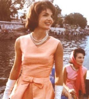Jackie Kennedy style icon - jackie-kennedy-pearls.jpg